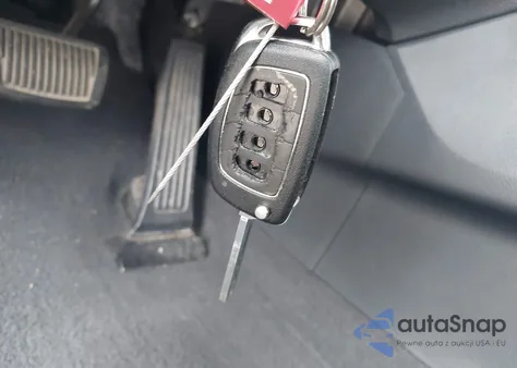 2015 Hyundai Santa Fe Sport 2.4L из США, поврежденный, VIN 5XYZU3LB7FG263650